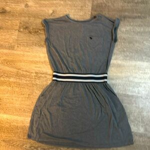 Abercrombie Kids Dress grey dress size 9/10 cute sporty navy blue waist band